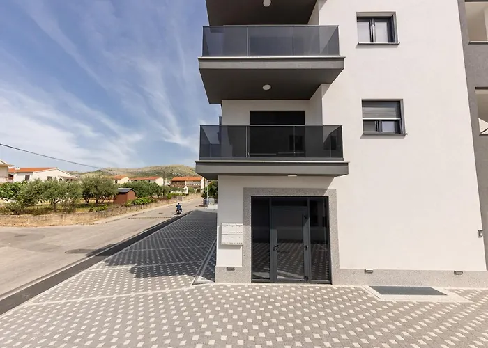 Ivan & Marko * تروغير