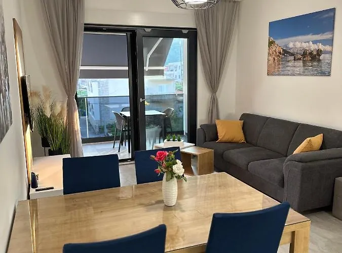 Ivan & Marko شقة *